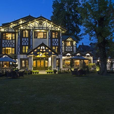 Lemon Tree Hotel Srinagar Esterno foto